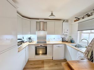 Oyster Tank Road- click for photo gallery